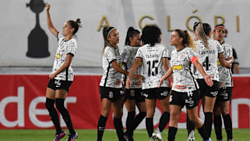 Atual campeão nacional, o Timão inicia nova caminhada no Brasileirão contra o vencedor da última edição da Série A2