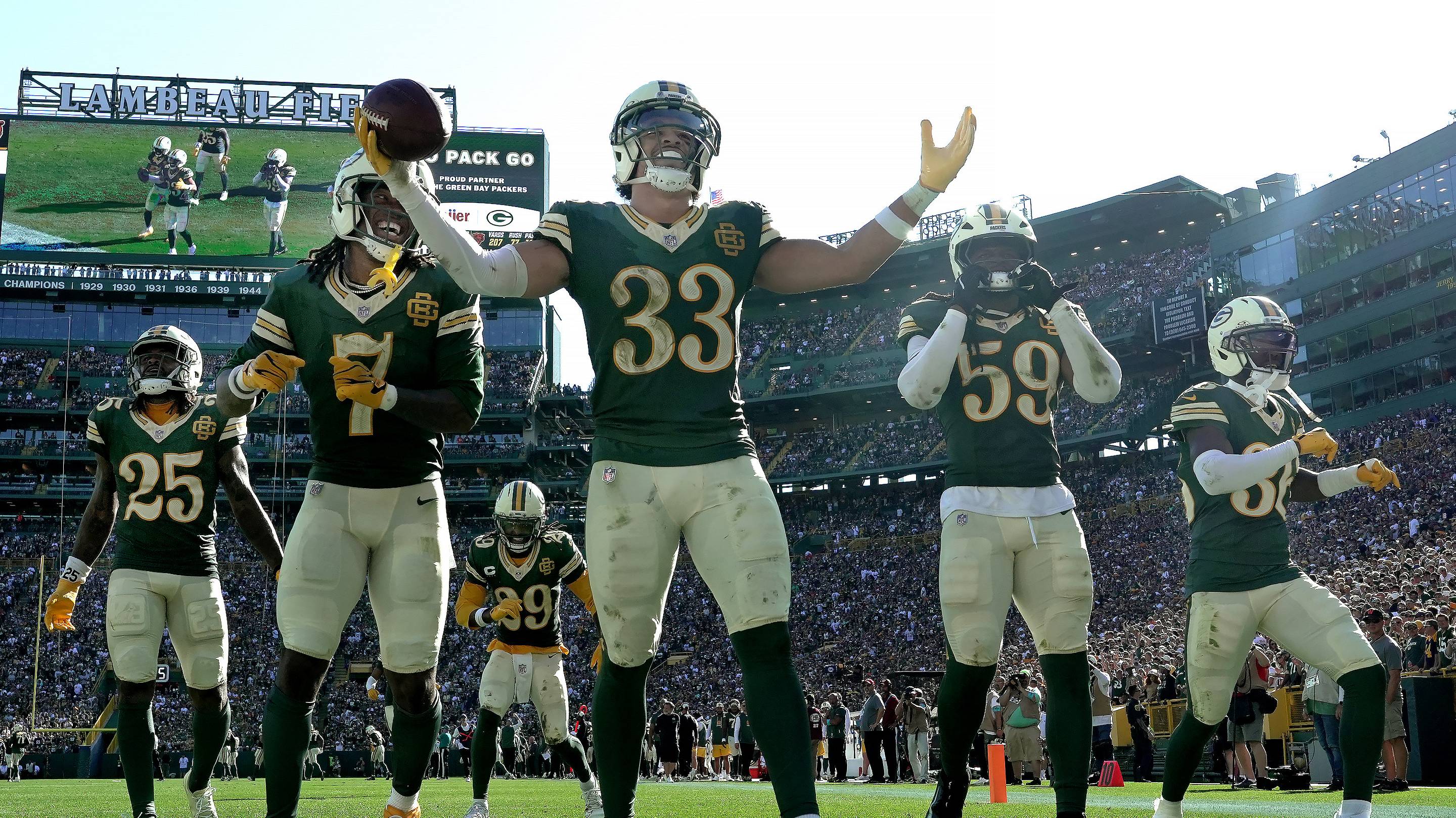Packers’ Rout of Bears Will Hopefully Keep Fueling NFL’s Best Current Rivalry