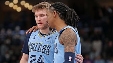 Phoenix Suns v Memphis Grizzlies