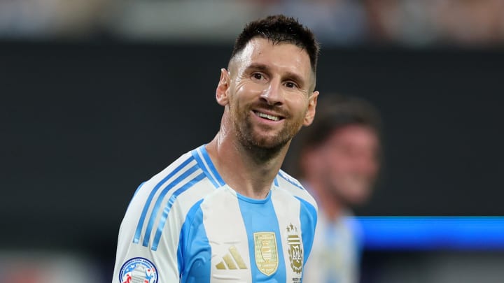 Lionel Messi sera titulaire pour ce choc au sommet.