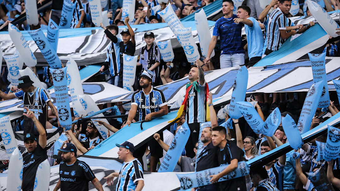 Torcida teve dificuldades na relação com administração do estádio Torcida teve dificuldades na relação com administração do estádio