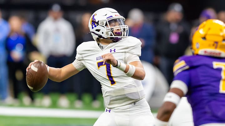 Alexandria takes on Edna Karr in the LHSAA Div I State Football Championship game in the Caesars Superdome in New Orleans, LA. Saturday, Dec. 14, 2024. Alexandria takes on Edna Karr in the LHSAA Div I State Football Championship game in the Caesars Superdome in New Orleans, LA. Saturday, Dec. 14, 2024.