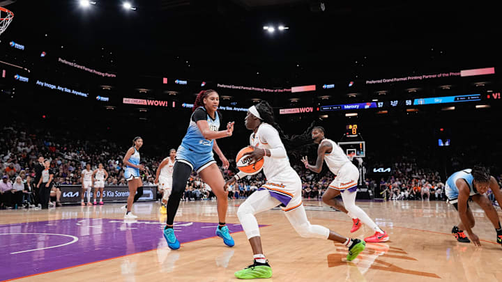 Kahleah Copper (2) of the Phoenix Mercury moves around the Chicago Sky defense during a home game at PHX Arena on Aug. 28, 2025, in Phoenix.