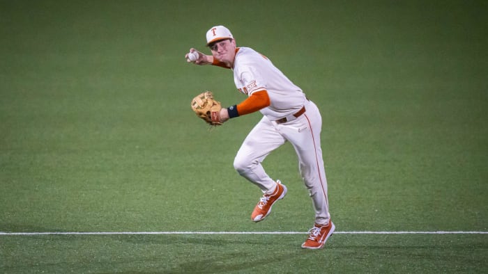Notebook: Texas Longhorns Wins Massive Series Against No. 18 Oklahoma 