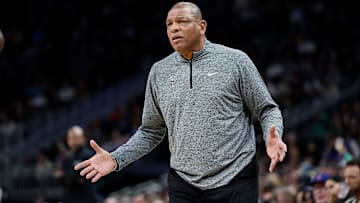 Detroit Pistons v Milwaukee Bucks