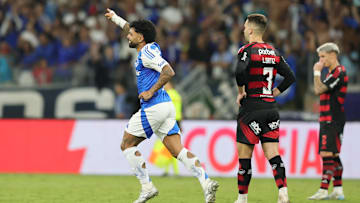Gabi enfrentou o ex-clube pela primeira vez e deixou sua marca