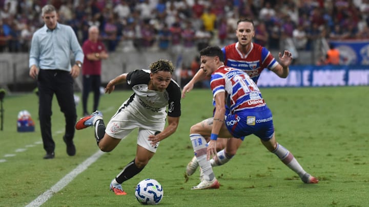 Dieguinho foi titular do Timão nesta quarta Dieguinho foi titular do Timão nesta quarta