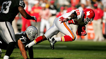 Kansas City Chiefs running back Jamaal Charles wearing Kansas City's Dallas Texans road throwback uniform in 2009.