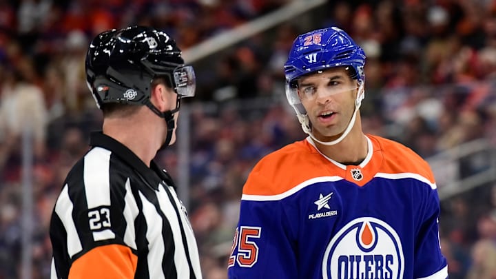 Philadelphia Flyers v Edmonton Oilers