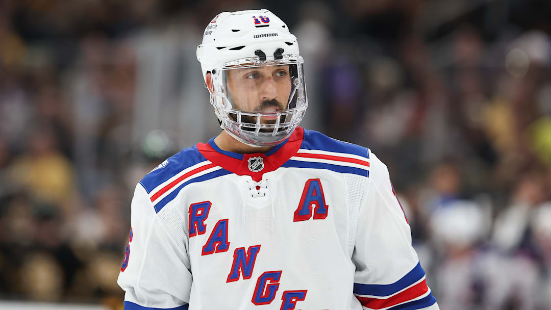 New York Rangers v Boston Bruins