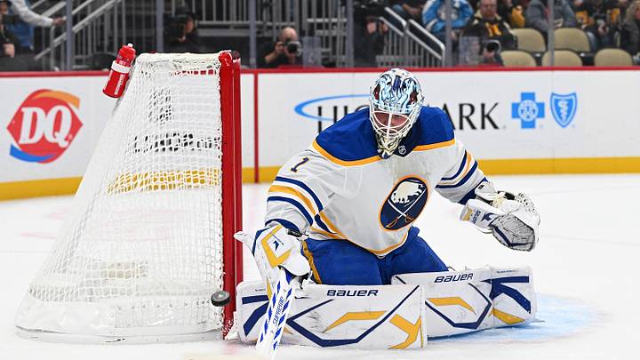 Buffalo Sabres v Pittsburgh Penguins