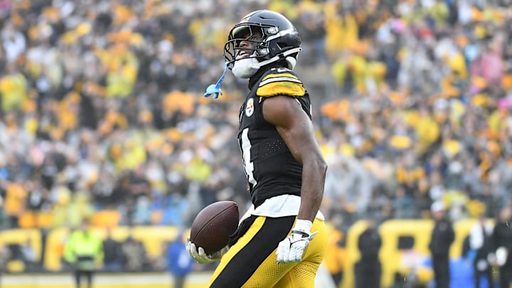 Pittsburgh Steelers WR George Pickens celebrates a third quarter touchdown against the Jacksonville Jaguars at Acrisure Stadium. Pittsburgh Steelers WR George Pickens celebrates a third quarter touchdown against the Jacksonville Jaguars at Acrisure Stadium.