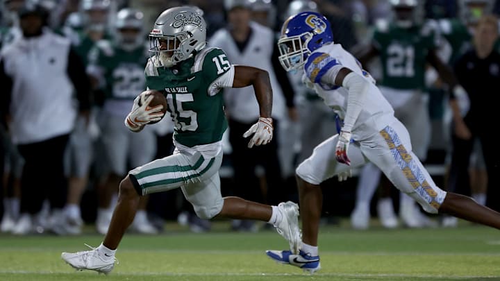 De La Salle junior speedster Jaden Jefferson if off to the races on his way on a 43-yard touchdown run in the third quarter of the Spartans 39-10 win over Serra in Week 2 of the 2024 season. On Friday, Jefferson had three touchdown runs and 108 yards rushing on seven carries in the Spartans' 42-0 win over San Ramon Valley. De La Salle junior speedster Jaden Jefferson if off to the races on his way on a 43-yard touchdown run in the third quarter of the Spartans 39-10 win over Serra in Week 2 of the 2024 season. On Friday, Jefferson had three touchdown runs and 108 yards rushing on seven carries in the Spartans' 42-0 win over San Ramon Valley.