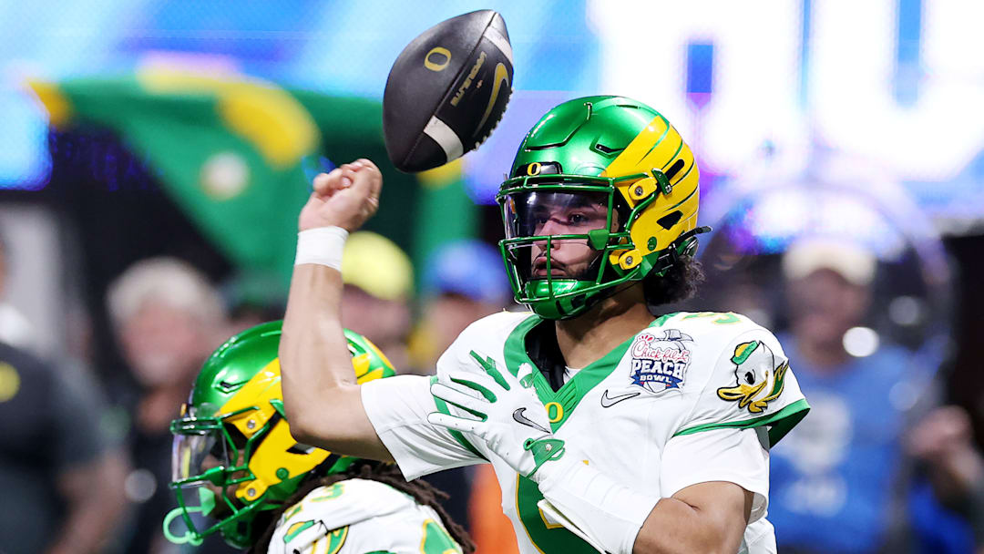 Dante Moore, College Football Playoff Semifinal - Chick-fil-A Peach Bowl: Oregon vs. Indiana