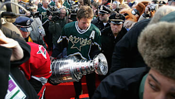Dallas Stars Cup Reunion All-Star Plaza