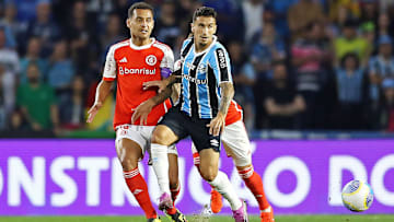 Dupla Gre-Nal estreia longe de casa