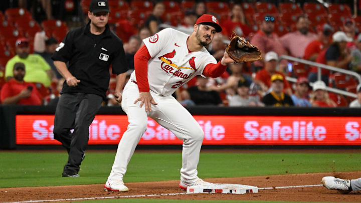 Nolan Arenado sigue en medio de rumores de cambio Nolan Arenado sigue en medio de rumores de cambio