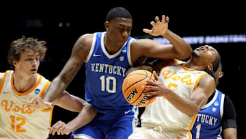 Kentucky v Tennessee