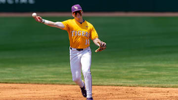 Daniel Dickinson 14, LSU Tigers take on the Tennessee Vols. Sunday, April 27, 2025.