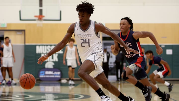 Tounde Yessoufou has been one of the nation's top recruits since his freshman season at St. Joseph of Santa Maria. He scored 87 points in three games last week and added 15 rebounds, 11 assists and 16 steals as the fifth-ranked Knights improved to 16-1.
