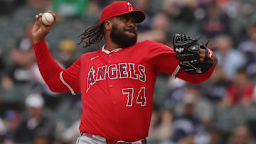 Los Angeles Angels v Chicago White Sox