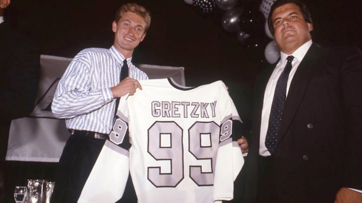 Wayne Gretzky of the Los Angeles Kings