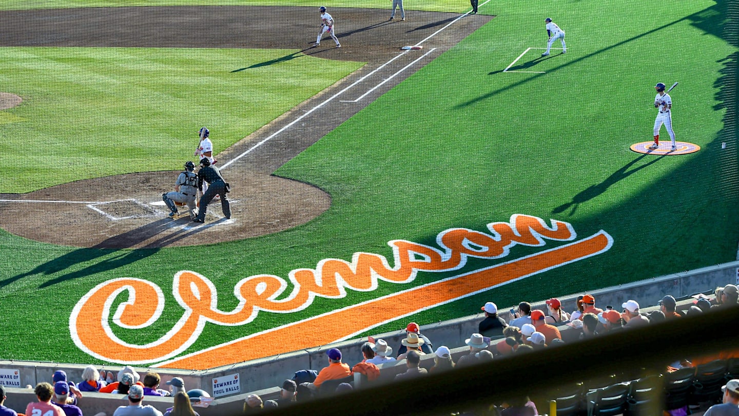 Newcomer Ty Dalley Brings Power, Experience to Clemson Tigers' Lineup