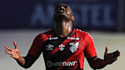 Gol de Nikão garantiu o título da Copa Sul-Americana ao Athletico-PR