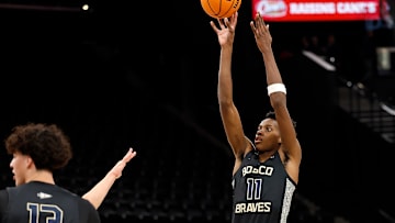 Syracuse basketball has gotten into the recruiting fray for the nation's No. 2 prospect, 5-star forward Christian Collins.