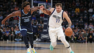 Dallas Mavericks v Memphis Grizzlies