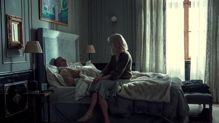 NINE PERFECT STRANGERS - “The Field Trip” - Martin escorts the guests to a museum in a nearby picturesque town – a trip that sees the healing protocol take hold with varying effects. (Disney/Reiner Bajo)
MARK STRONG, NICOLE KIDMAN