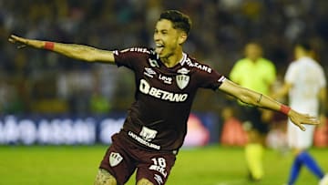 Diogo Barbosa, do Fluminense, marcou belo gol que decidiu vitória sobre o Fortaleza