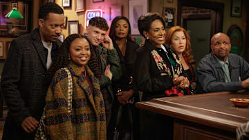 IT'S ALWAYS SUNNY IN PHILADELPHIA -- "The Gang F***s Up Abbott Elementary" -- Season 17, Episode 1 -- Pictured (L-R): Tyler James Williams as Gregory Eddie, Quinta Brunson as Janine Teagues, Chris Perfetti as Jacob Hill, Quinta Janelle James as Ava Coleman, Sheryl Lee Ralph as Barbara Howard, Lisa Ann Walter as Melissa Schemmenti, William Stanford Davis as Mr. Johnson.