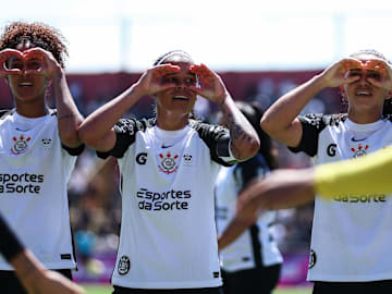 O Corinthians passou pelo rival São Paulo na semifinal 