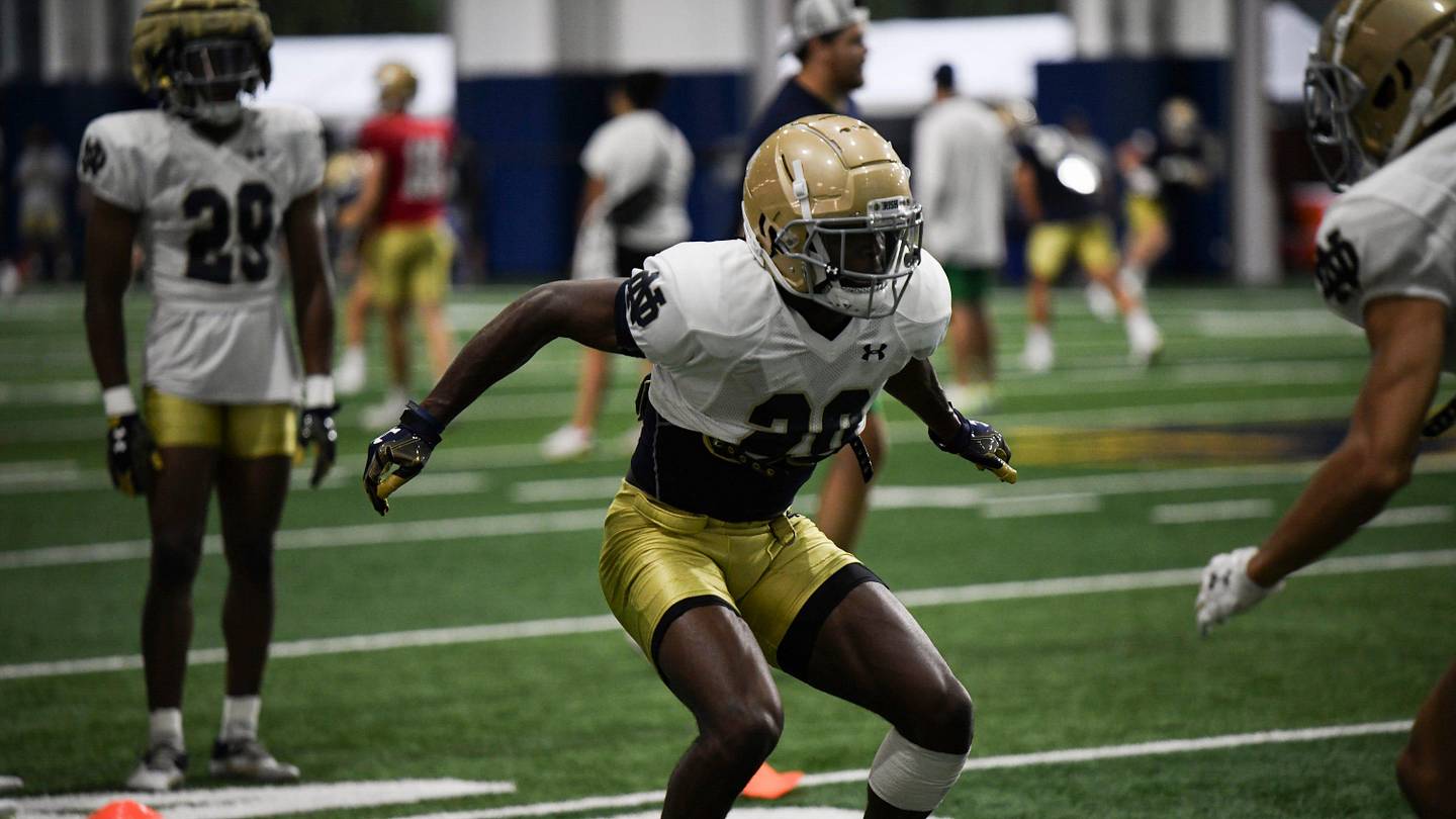 Pro Football Focus Very High on Notre Dame's Benjamin Morrison Ahead of 2024 Season