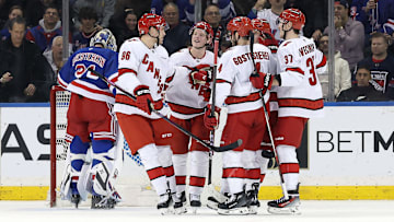 Carolina Hurricanes v New York Rangers