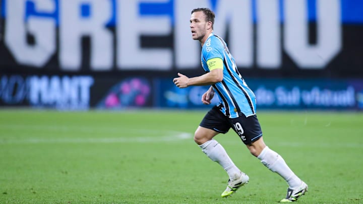Arthur é um dos principais jogadores do Grêmio Arthur é um dos principais jogadores do Grêmio