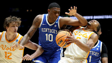 Kentucky v Tennessee