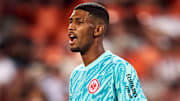 Kaua Santos soll Kevin Trapp vertreten.