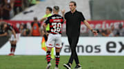 Treinador tem oito partidas no comando do Fla