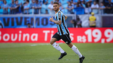 Cuéllar foi uma das contratações do Grêmio para 2025