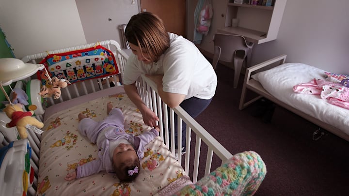 Incarcerated Women Allowed To Keep Newborns In Illinois Pilot Program Incarcerated Women Allowed To Keep Newborns In Illinois Pilot Program