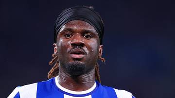 Terem Moffi hat beim HSV unterschrieben