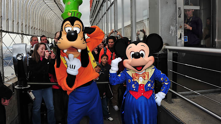 Mickey Mouse, Goofy and Illusionist Brad Ross From "Disney Live! Presents Mickey's Magic Show!"