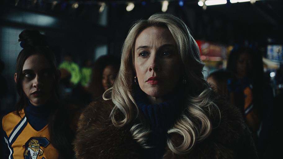 wynn everett, blonde woman in a fur coat, chad powers, hulu