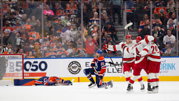 Carolina Hurricanes v Edmonton Oilers