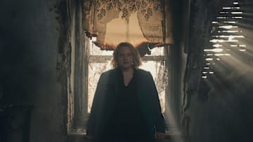 THE HANDMAID’S TALE - “The Handmaid’s Tale” - June reflects on her experiences in Gilead and decides what to do next. (Disney/Steve Wilkie)
ELISABETH MOSS