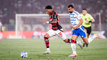 Flamengo e Cruzeiro se enfrentam nesta quarta-feira Flamengo e Cruzeiro se enfrentam nesta quarta-feira