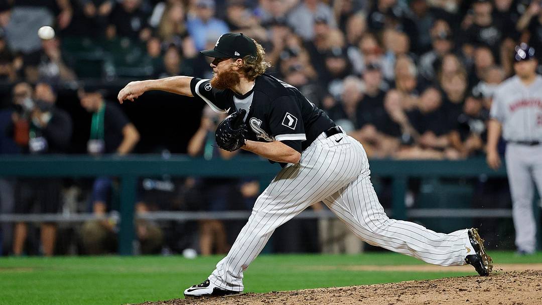 Oct 10, 2021; Chicago, Illinois, USA; Chicago White Sox relief pitcher Craig Kimbrel (46) pitches against the Houston Astros during the eighth inning in game three of the 2021 ALDS at Guaranteed Rate Field. Mandatory Credit: Kamil Krzaczynski-Imagn Images