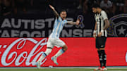 Alex Telles falhou e Zuculini ampliou a vantagem do Racing